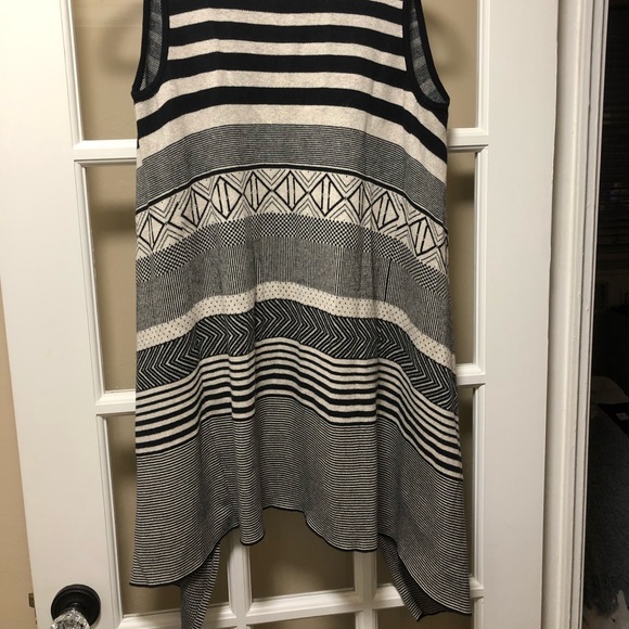 Cardigan - Picture 3 of 3